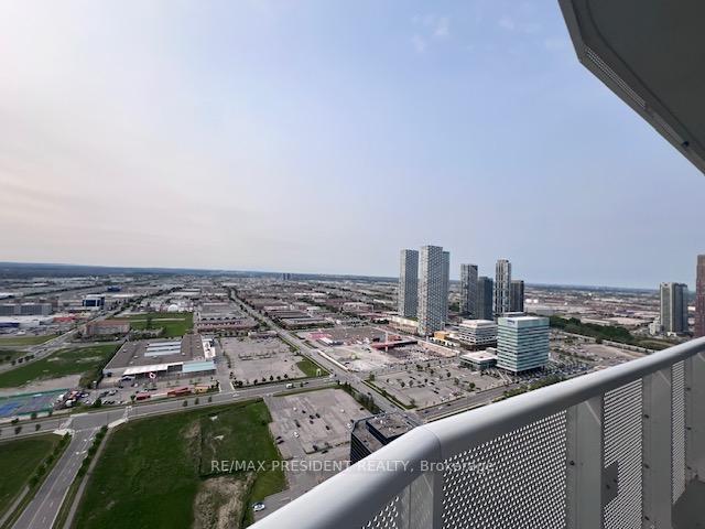 Photo 13 of Unit 4210, 225 Commerce Street, Vaughan, Vaughan Corporate Centre — HOMEH
