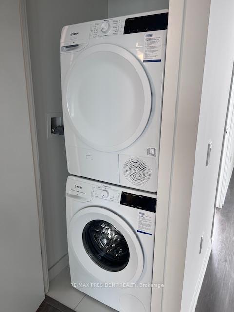 Photo 16 of Unit 4210, 225 Commerce Street, Vaughan, Vaughan Corporate Centre — HOMEH