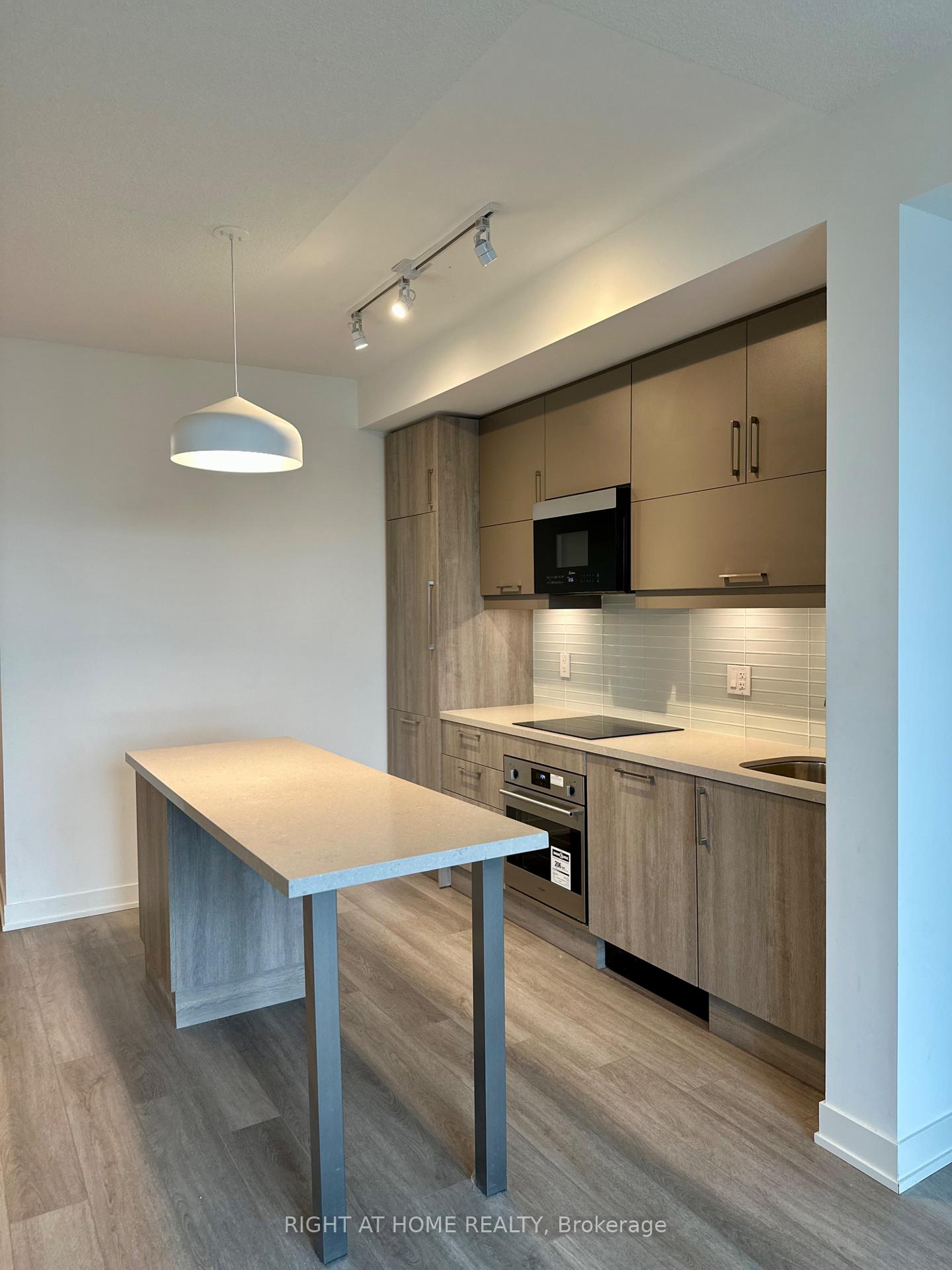 Photo 3 of Unit A1326, 8119 Birchmount Road, Markham, Unionville — HOMEH