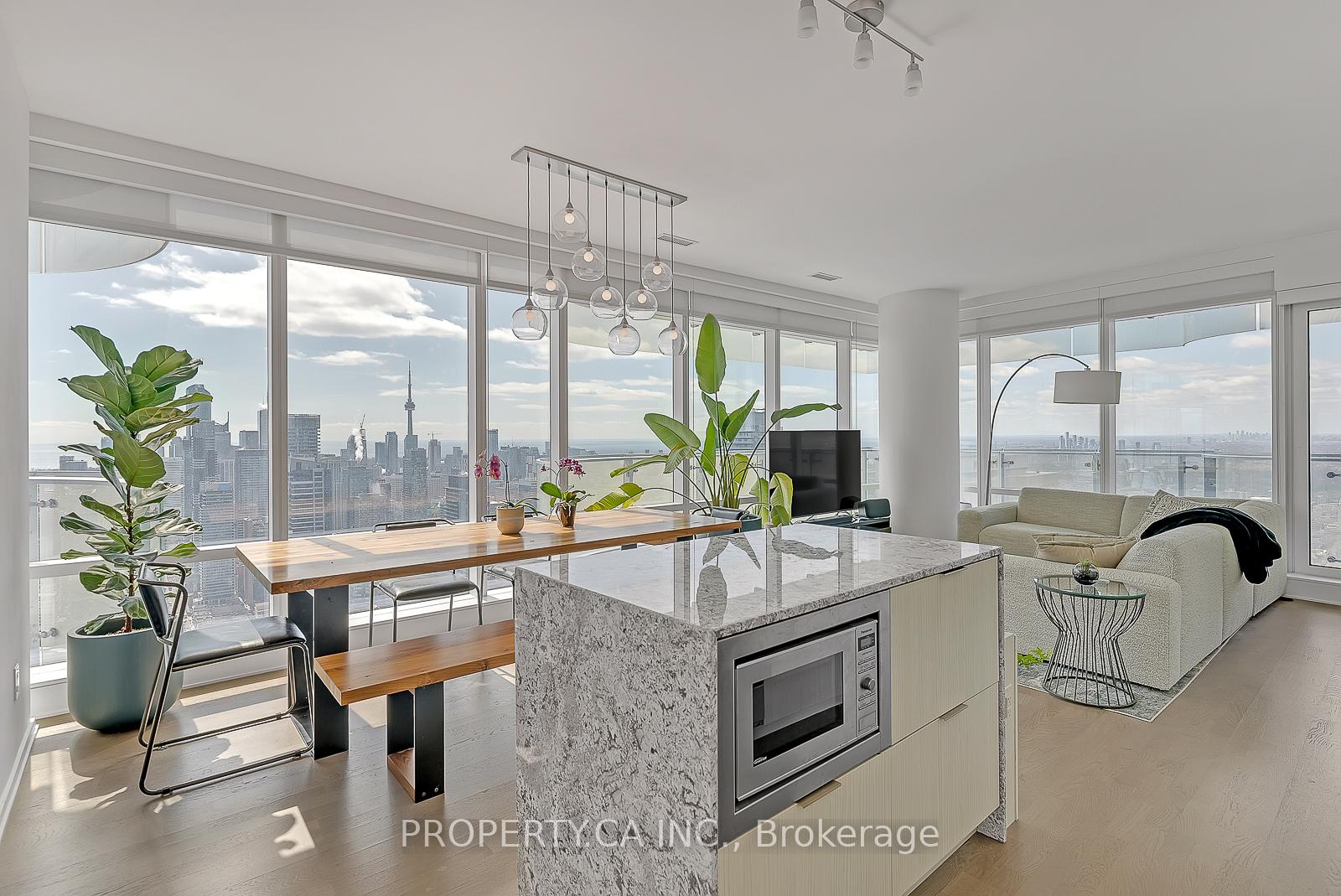 Photo 1 of Unit 5206, 1 Bloor Street E, Toronto, Church-Yonge Corridor — HOMEH