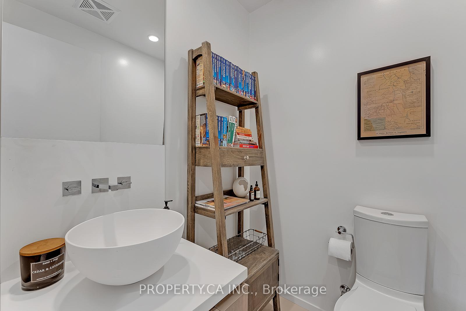 Photo 7 of Unit 5206, 1 Bloor Street E, Toronto, Church-Yonge Corridor — HOMEH
