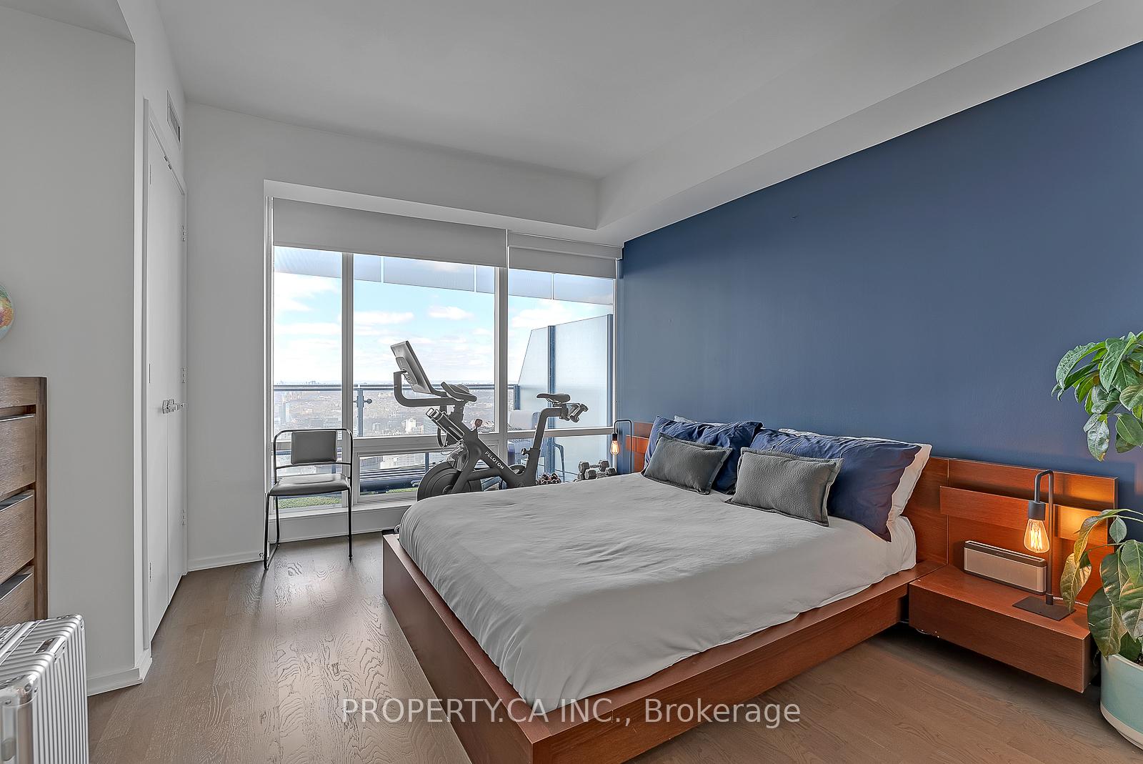 Photo 14 of Unit 5206, 1 Bloor Street E, Toronto, Church-Yonge Corridor — HOMEH