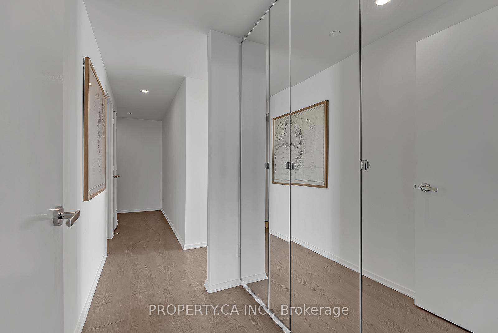 Photo 12 of Unit 5206, 1 Bloor Street E, Toronto, Church-Yonge Corridor — HOMEH