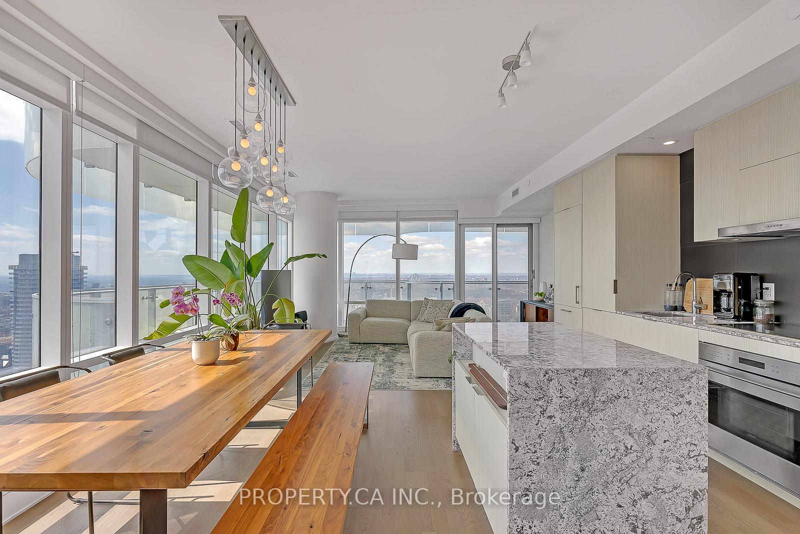 Photo 36 of Unit 5206, 1 Bloor Street E, Toronto, Church-Yonge Corridor — HOMEH