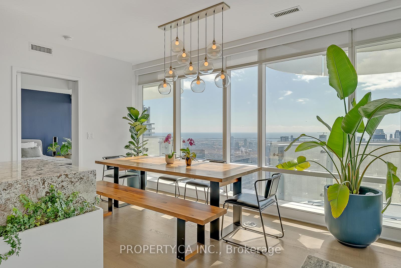 Photo 35 of Unit 5206, 1 Bloor Street E, Toronto, Church-Yonge Corridor — HOMEH