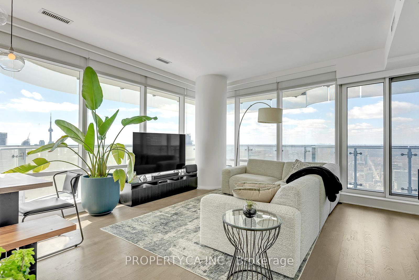 Photo 28 of Unit 5206, 1 Bloor Street E, Toronto, Church-Yonge Corridor — HOMEH