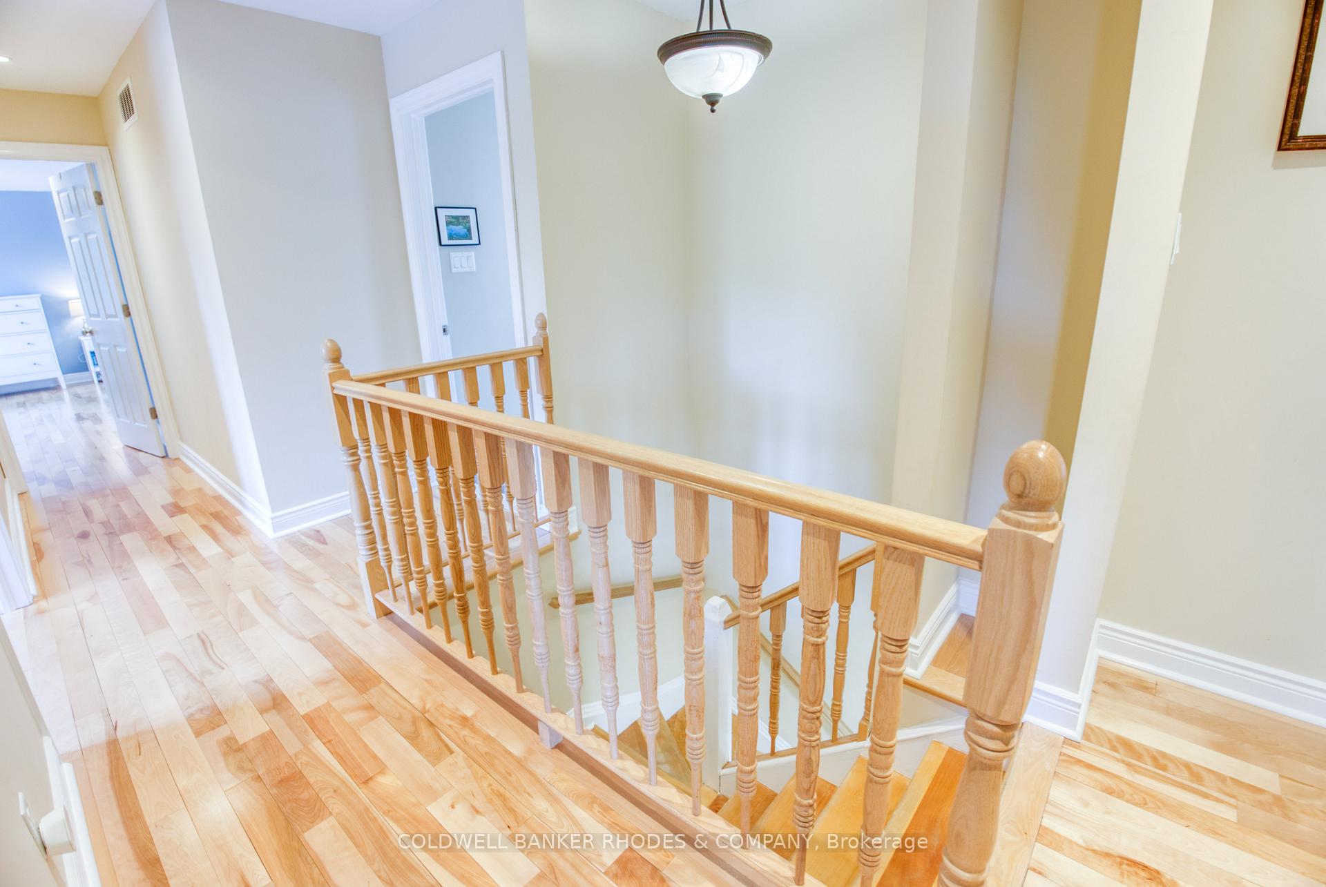 Photo 15 of 26 Sandridge Road, Ottawa, Manor Park — HOMEH