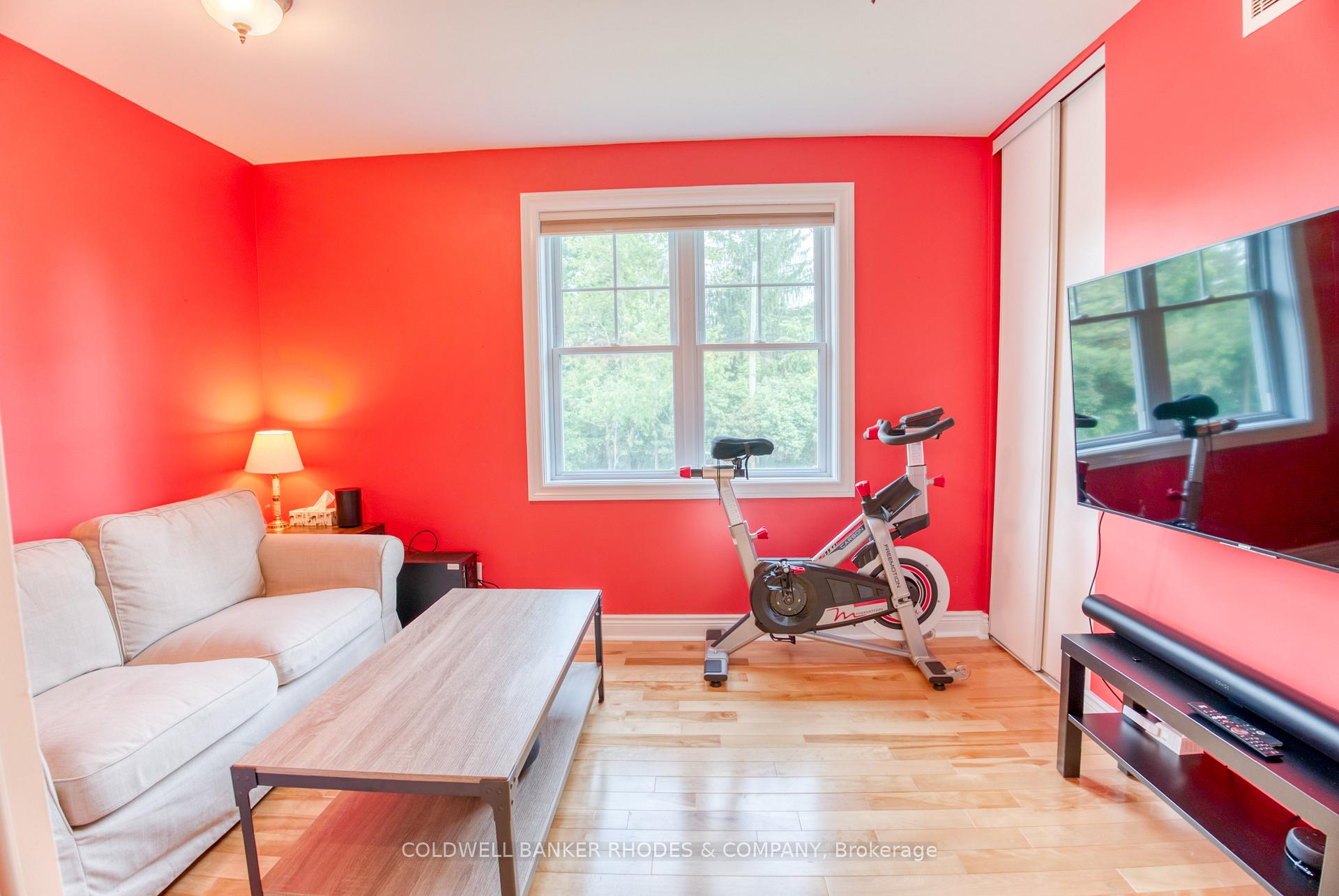 Photo 21 of 26 Sandridge Road, Ottawa, Manor Park — HOMEH