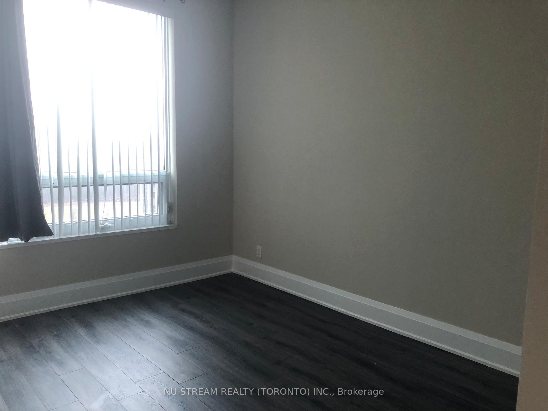 Photo 2 of Unit Ph08, 8228 Birchmount Road, Markham, Unionville — HOMEH