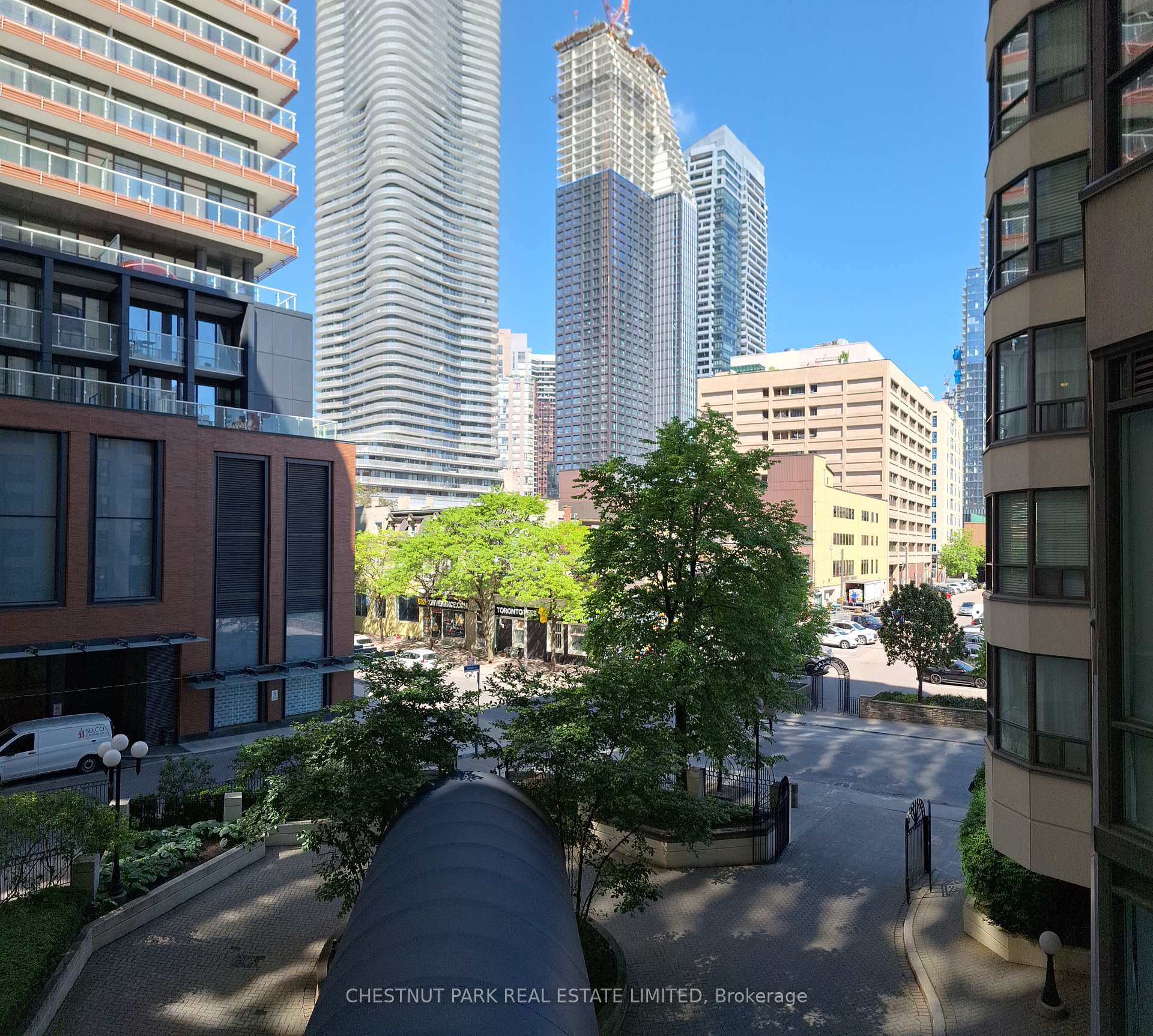 Photo 14 of Unit 305, 25 Maitland Street, Toronto, Church-Yonge Corridor — HOMEH