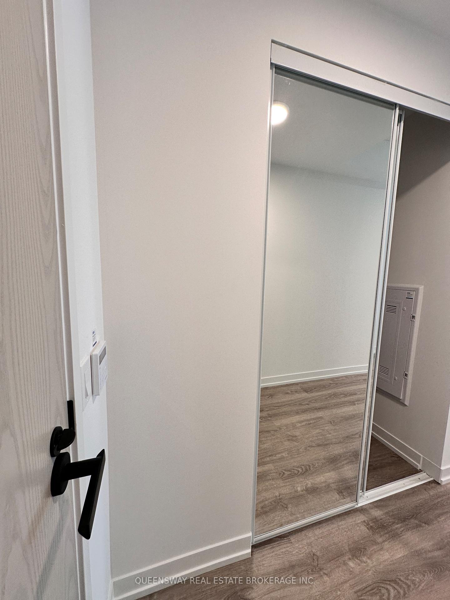 Photo 1 of Unit 4508, 195 Commerce Street, Vaughan, Vaughan Corporate Centre — HOMEH