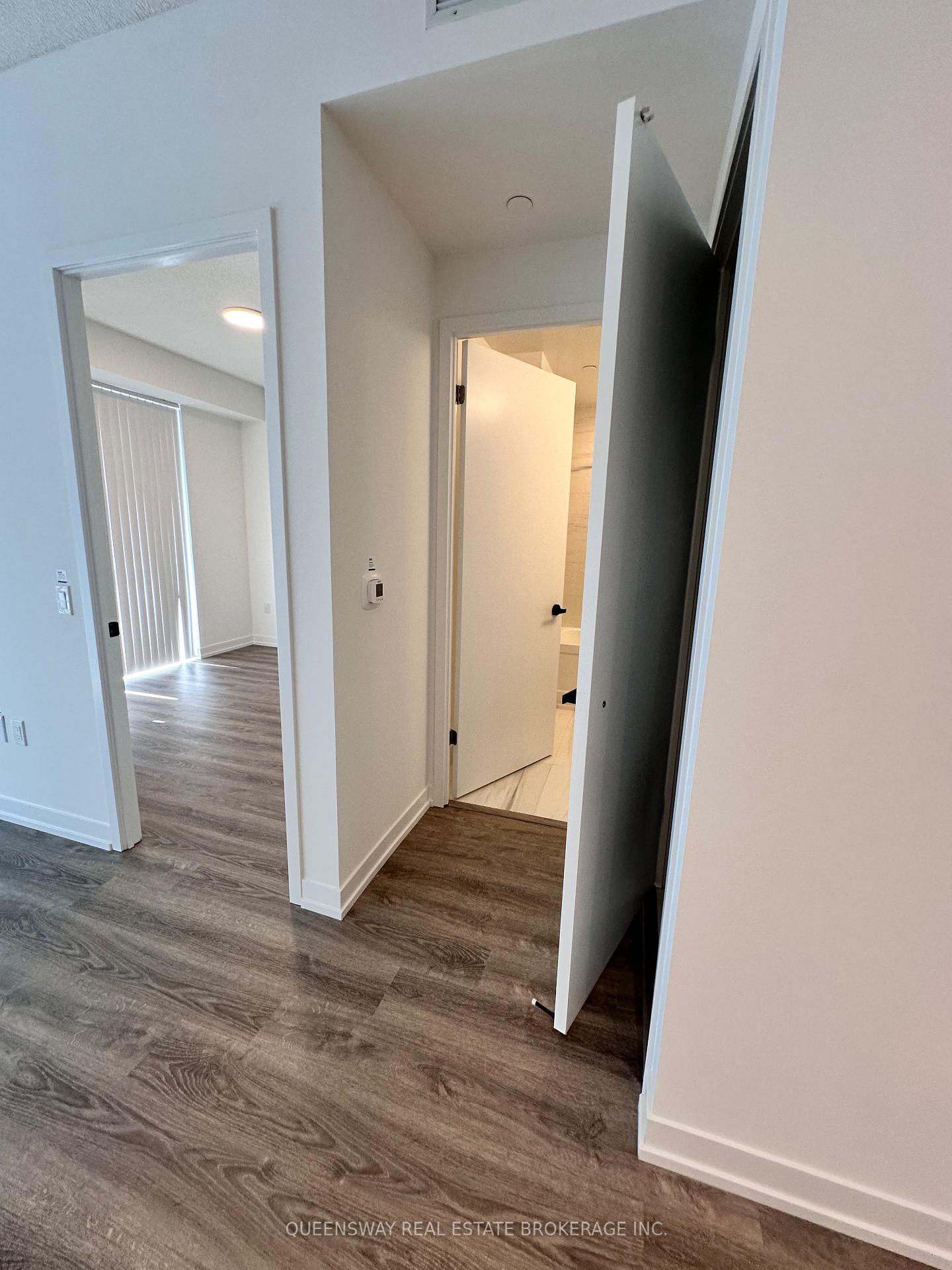 Photo 10 of Unit 4508, 195 Commerce Street, Vaughan, Vaughan Corporate Centre — HOMEH