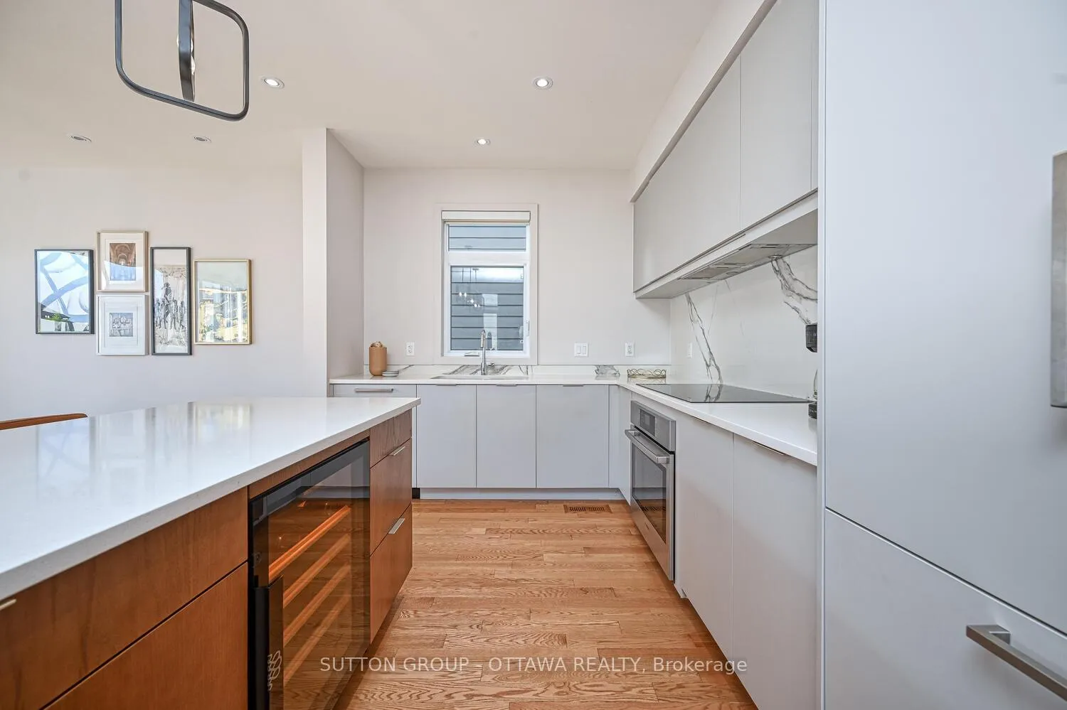 Photo 10 of 732 Wooler Place, Ottawa, Leitrim — HOMEH