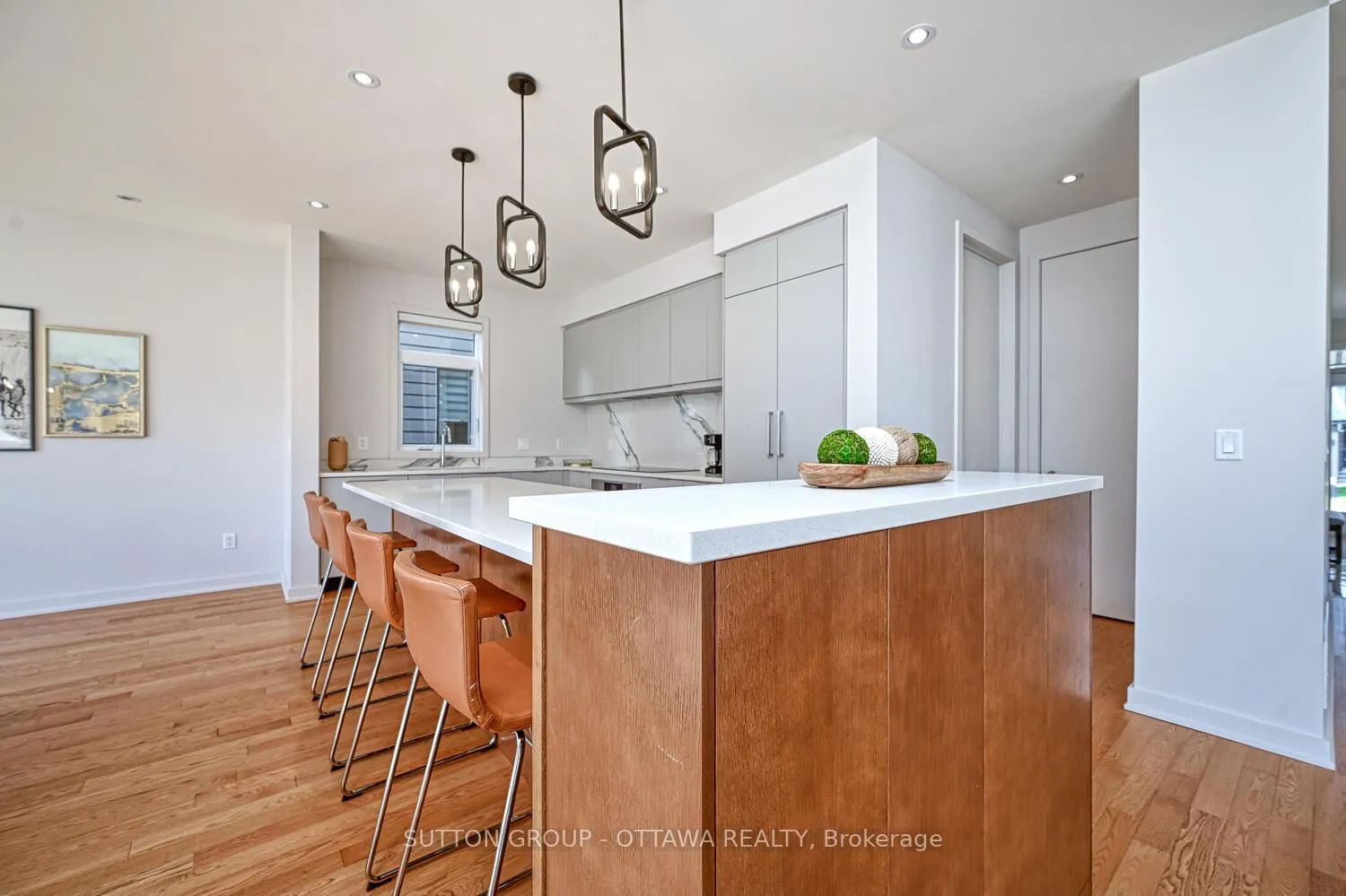 Photo 12 of 732 Wooler Place, Ottawa, Leitrim — HOMEH