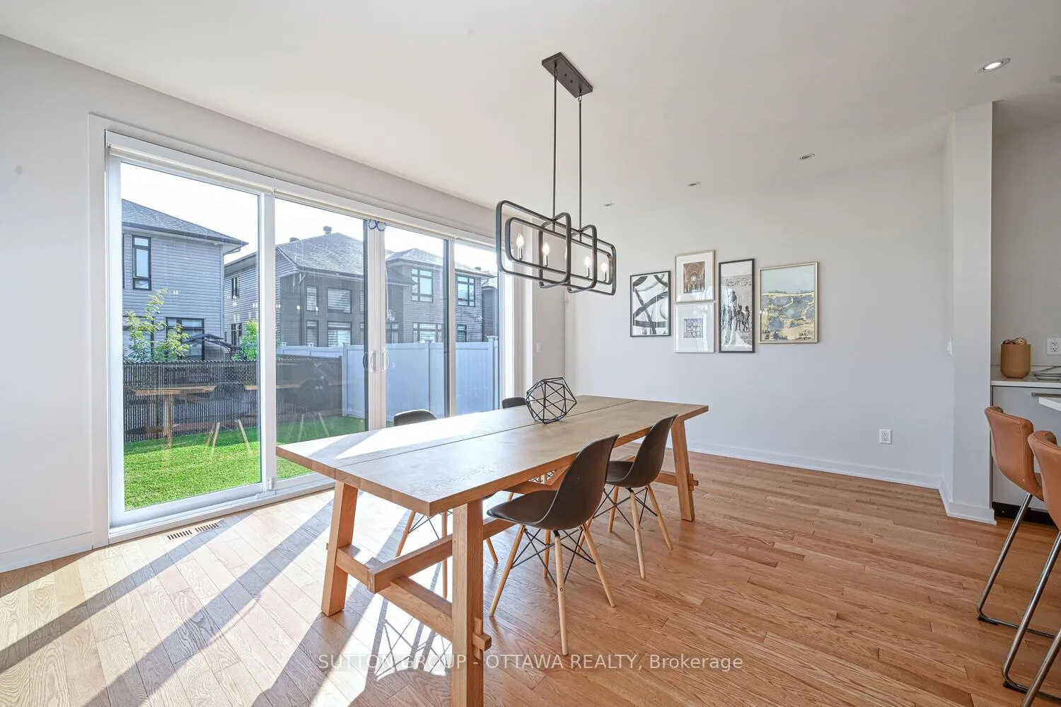 Photo 15 of 732 Wooler Place, Ottawa, Leitrim — HOMEH