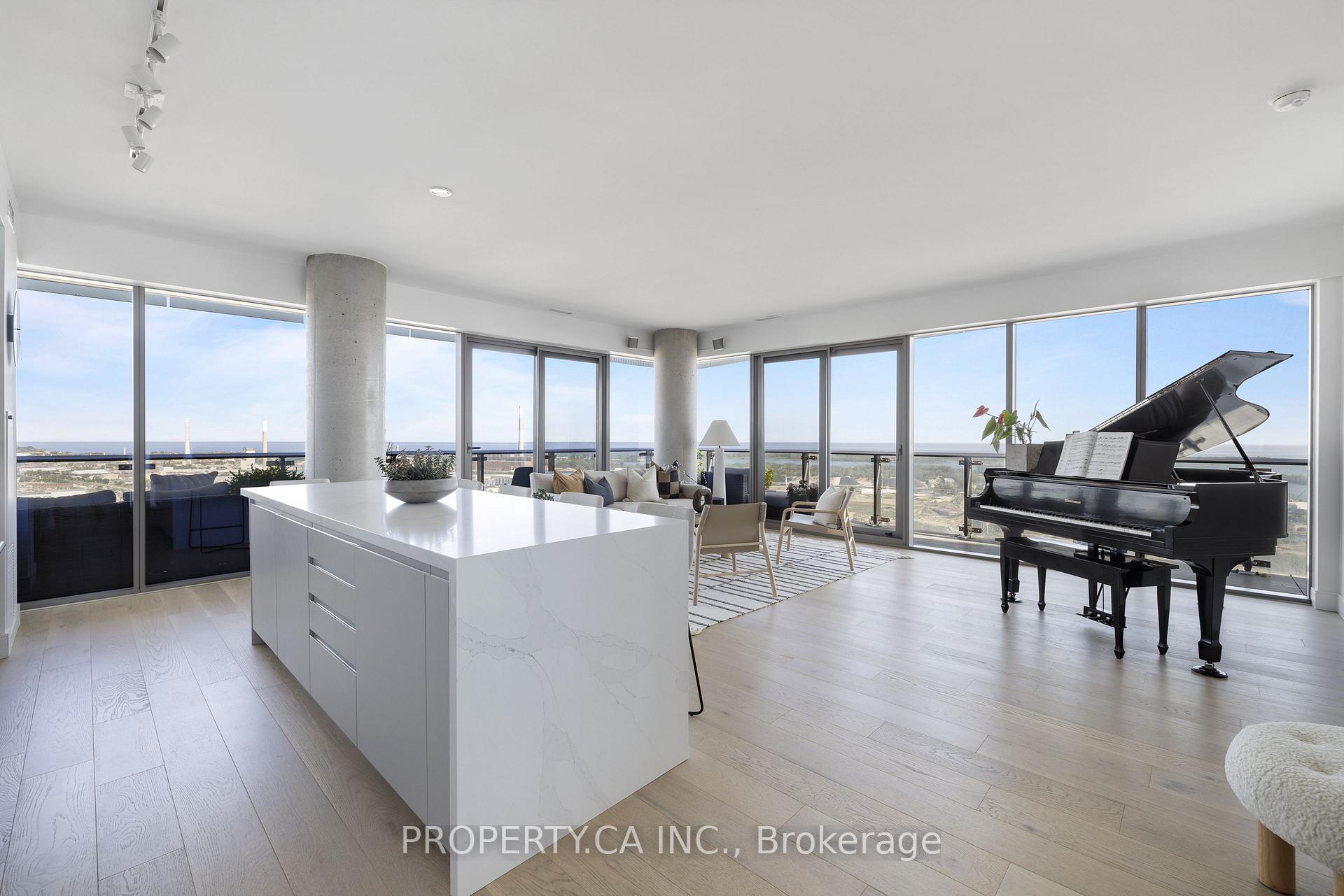 Photo 1 of Unit 3306, 390 Cherry Street, Toronto, Waterfront Communities — HOMEH