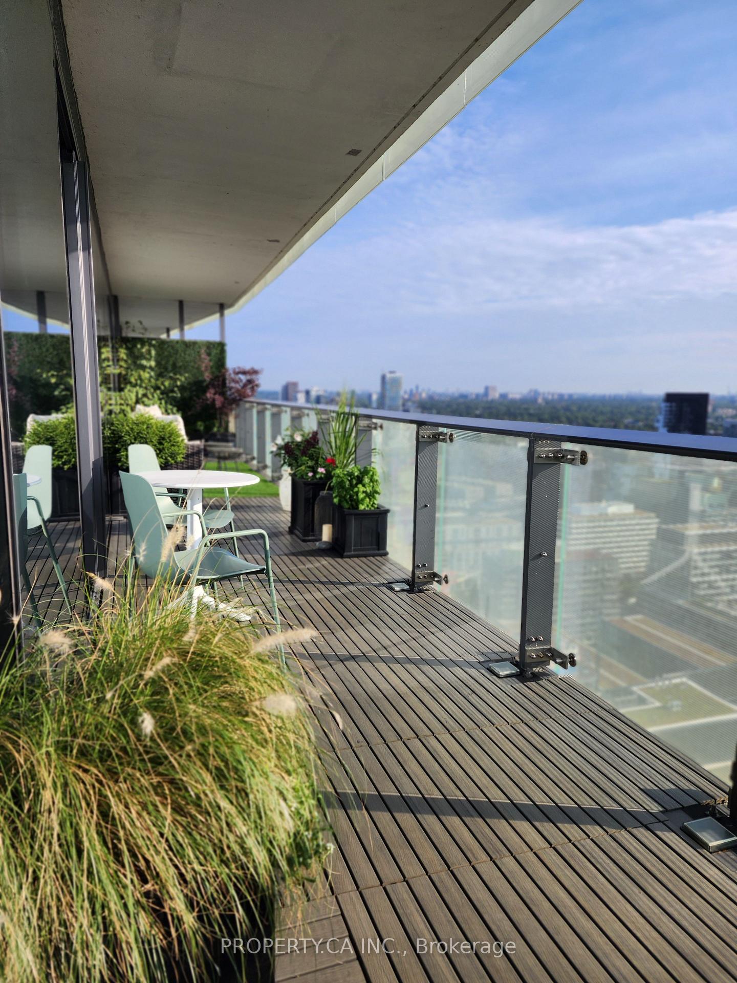 Photo 10 of Unit 3306, 390 Cherry Street, Toronto, Waterfront Communities — HOMEH