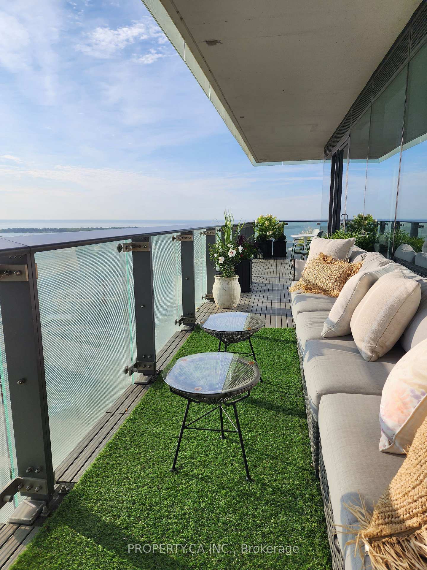 Photo 8 of Unit 3306, 390 Cherry Street, Toronto, Waterfront Communities — HOMEH