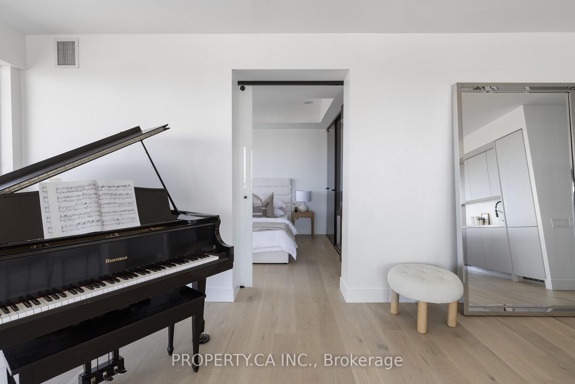 Photo 9 of Unit 3306, 390 Cherry Street, Toronto, Waterfront Communities — HOMEH