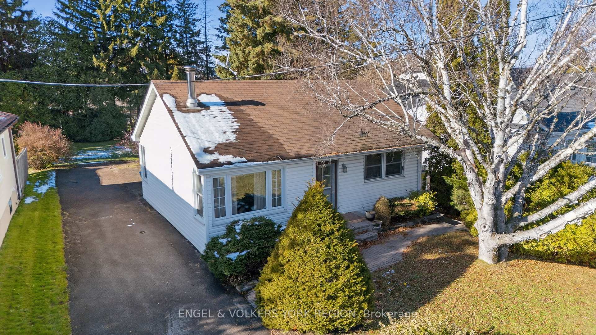 Photo 1 of 13132 Keele Street, King, King City — HOMEH