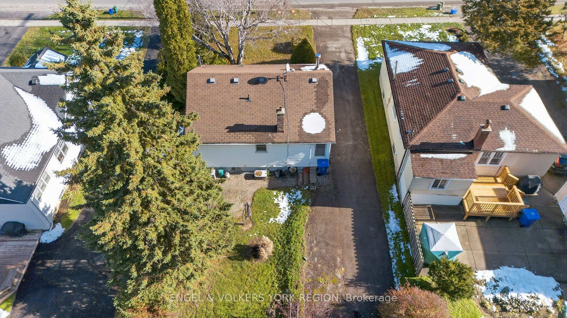 Photo 4 of 13132 Keele Street, King, King City — HOMEH