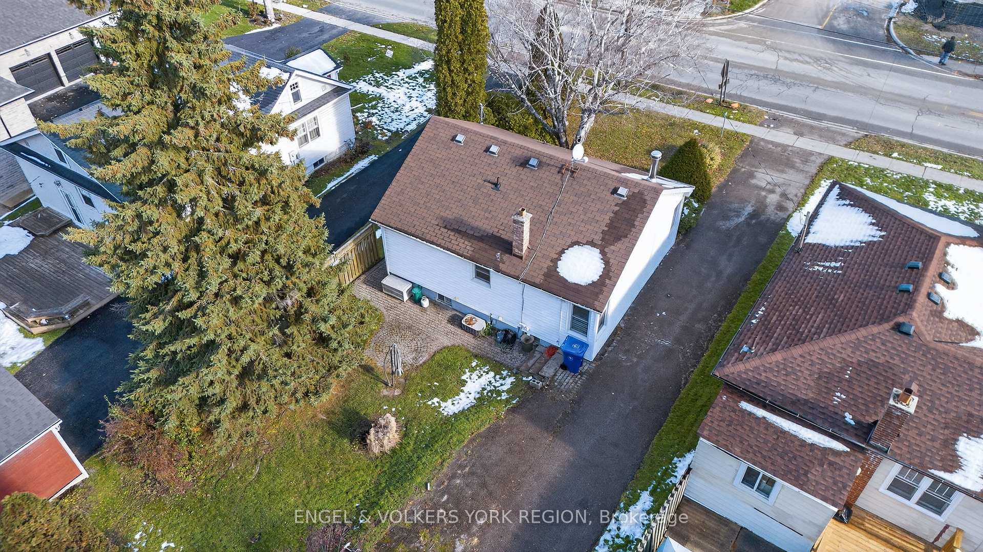 Photo 5 of 13132 Keele Street, King, King City — HOMEH