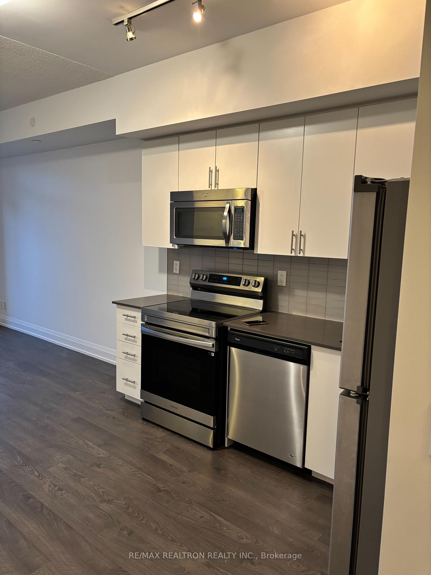 Photo 9 of Unit 715, 7900 Bathurst Street, Vaughan, Beverley Glen — HOMEH