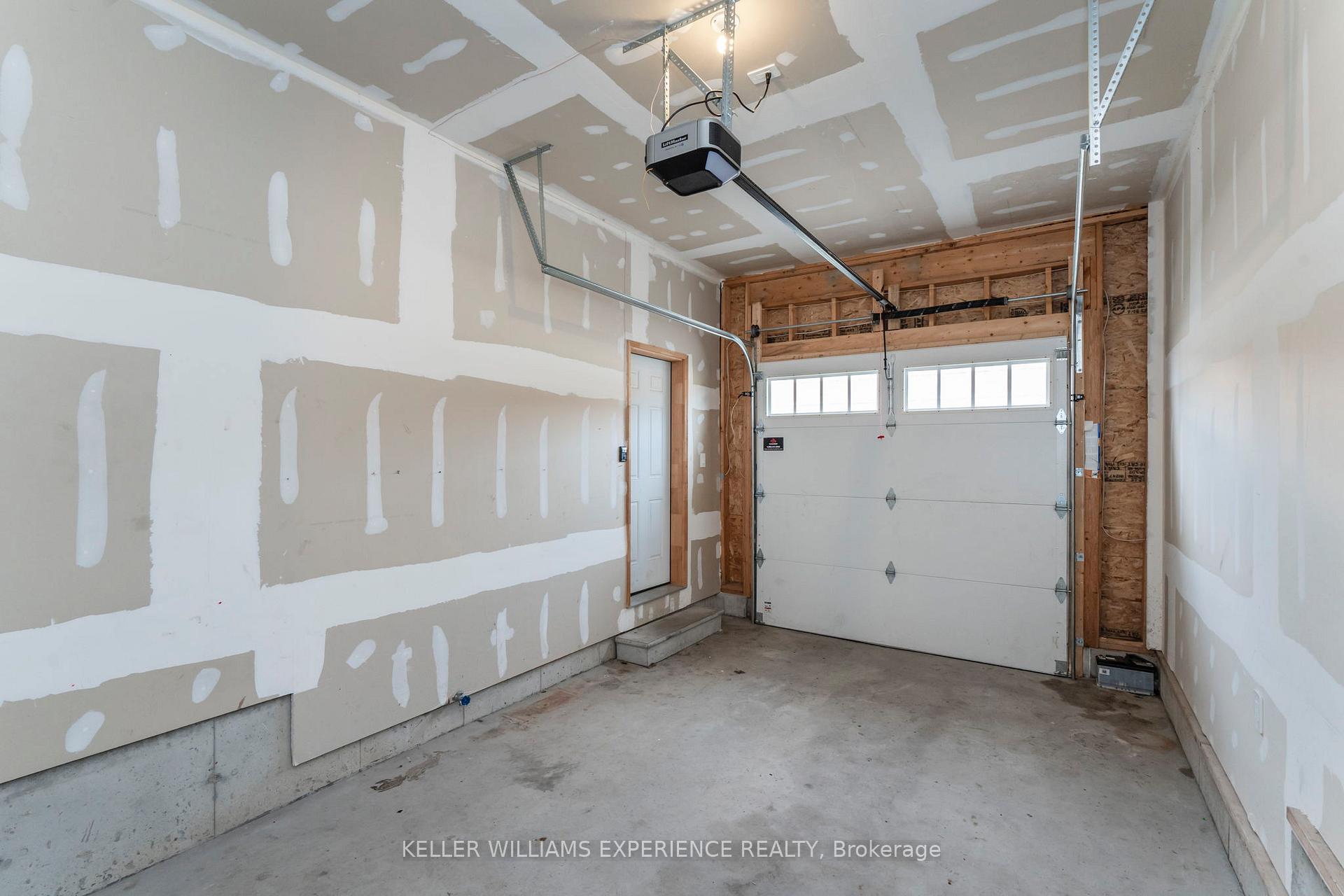 Photo 11 of 32 Allison Lane, Midland — HOMEH