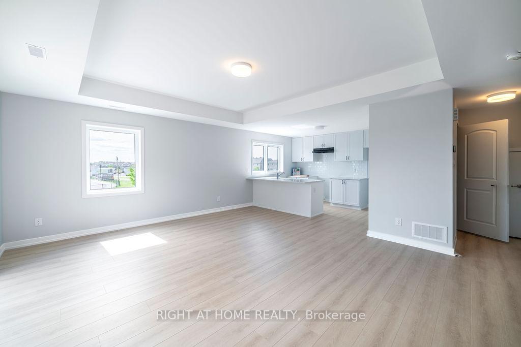 Photo 12 of 119 David Lewis Private, Ottawa, Avalon West — HOMEH