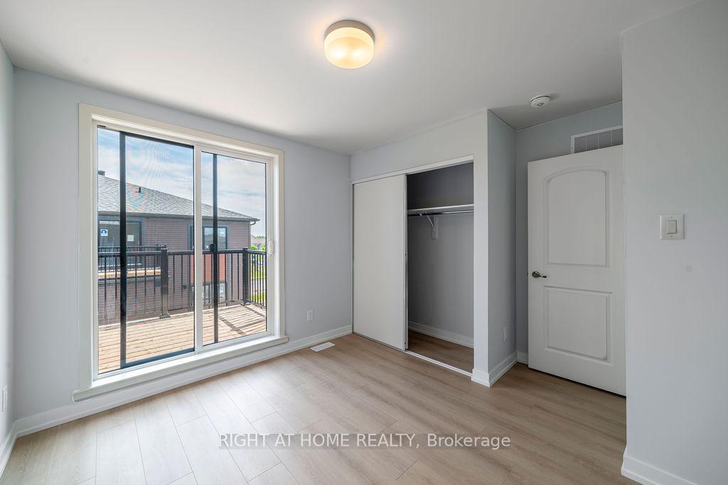 Photo 24 of 119 David Lewis Private, Ottawa, Avalon West — HOMEH