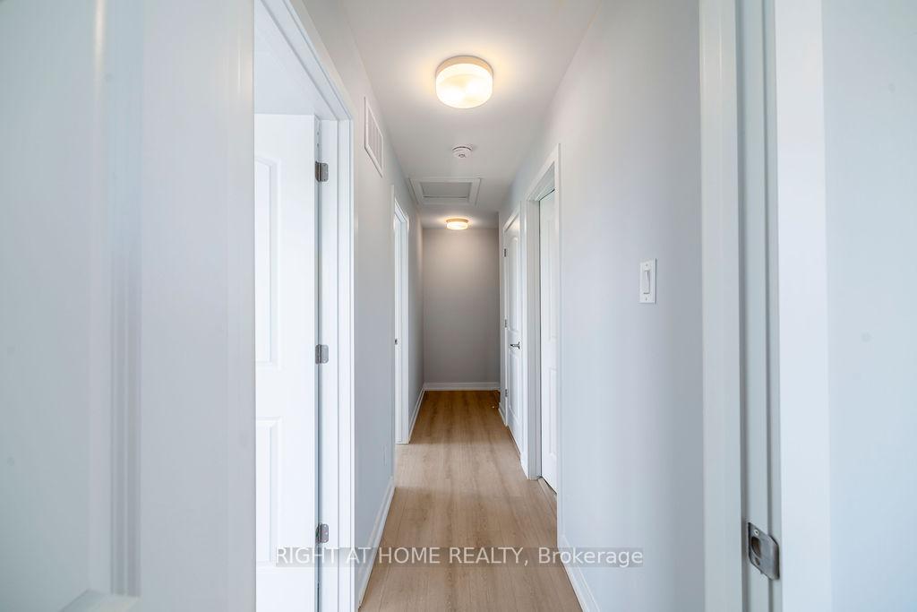 Photo 22 of 119 David Lewis Private, Ottawa, Avalon West — HOMEH
