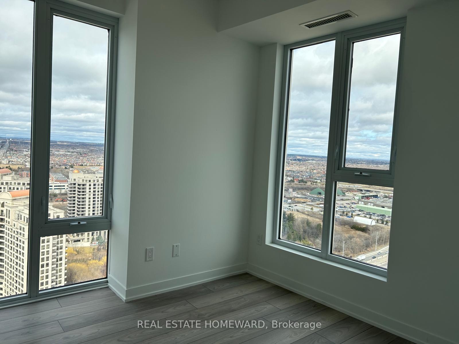 Photo 1 of Unit 2807, 498 Caldari Road, Vaughan, Concord — HOMEH