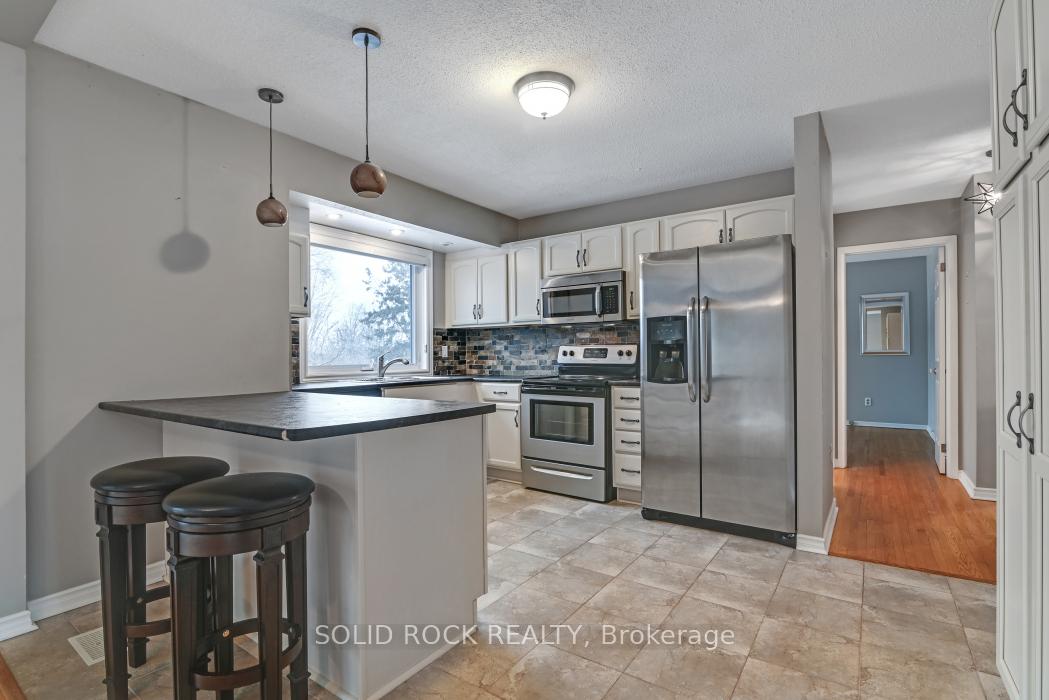Photo 11 of 5264 Long Island Road, Ottawa, Manotick Long Island & Nicholls Island — HOMEH