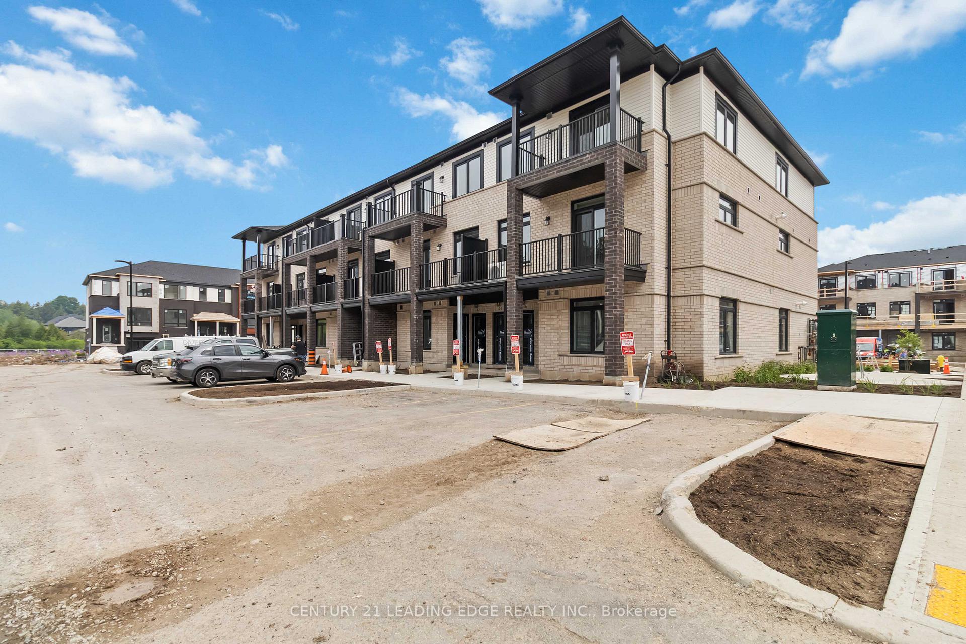 Photo 6 of 42 Arabella Drive, Guelph, Kortright East — HOMEH