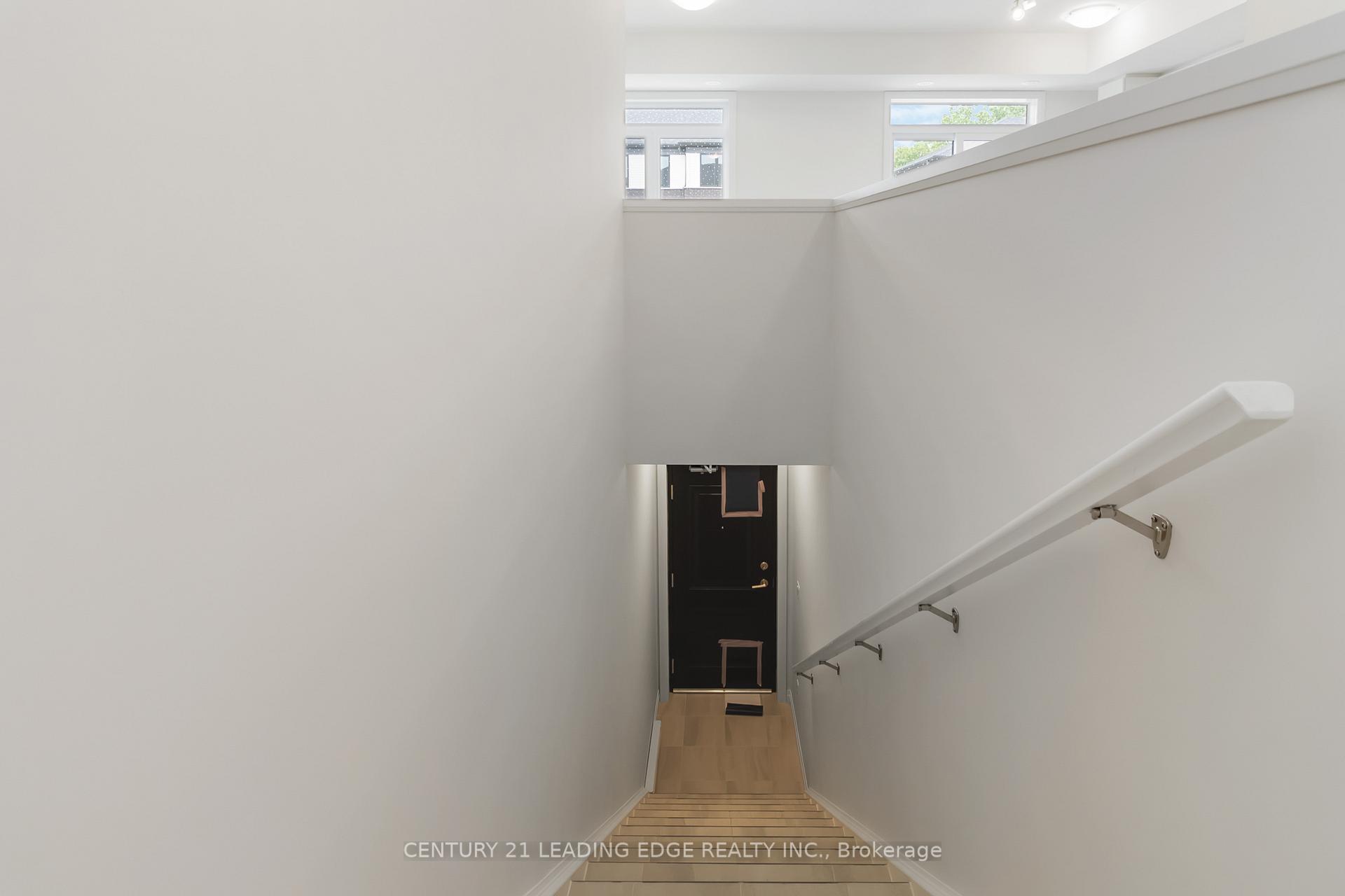Photo 2 of 42 Arabella Drive, Guelph, Kortright East — HOMEH