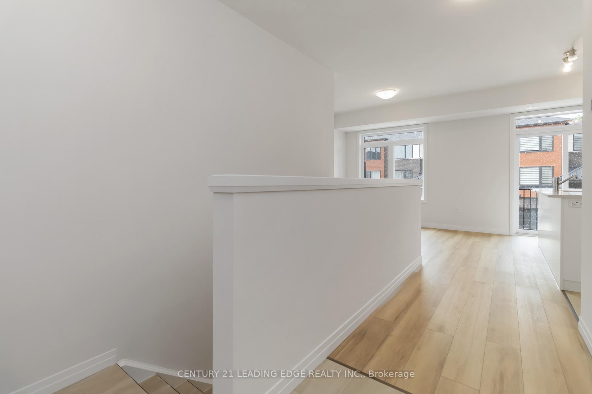 Photo 5 of 42 Arabella Drive, Guelph, Kortright East — HOMEH