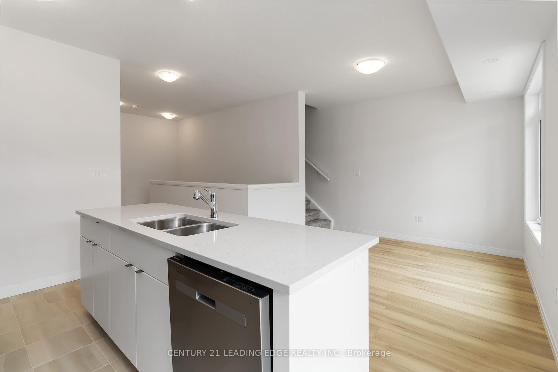 Photo 10 of 42 Arabella Drive, Guelph, Kortright East — HOMEH