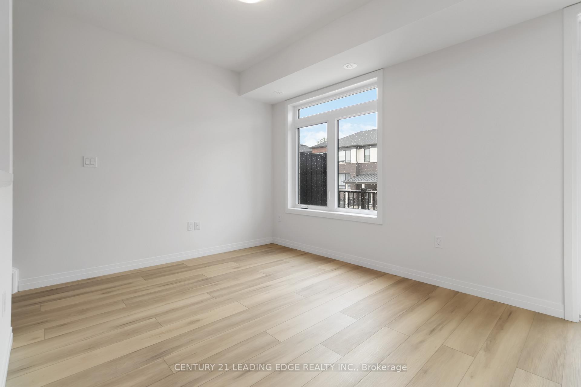 Photo 27 of 42 Arabella Drive, Guelph, Kortright East — HOMEH