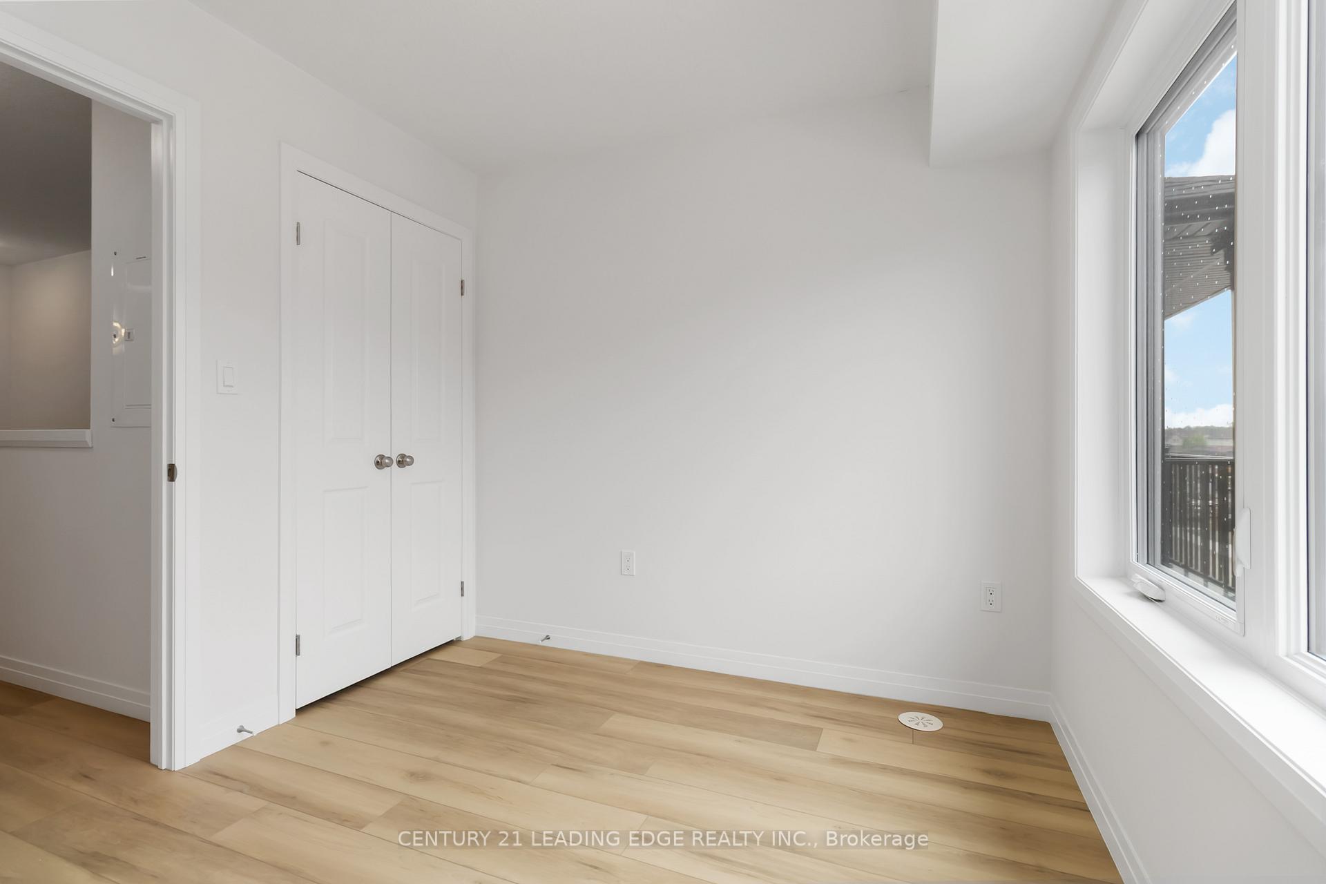 Photo 29 of 42 Arabella Drive, Guelph, Kortright East — HOMEH