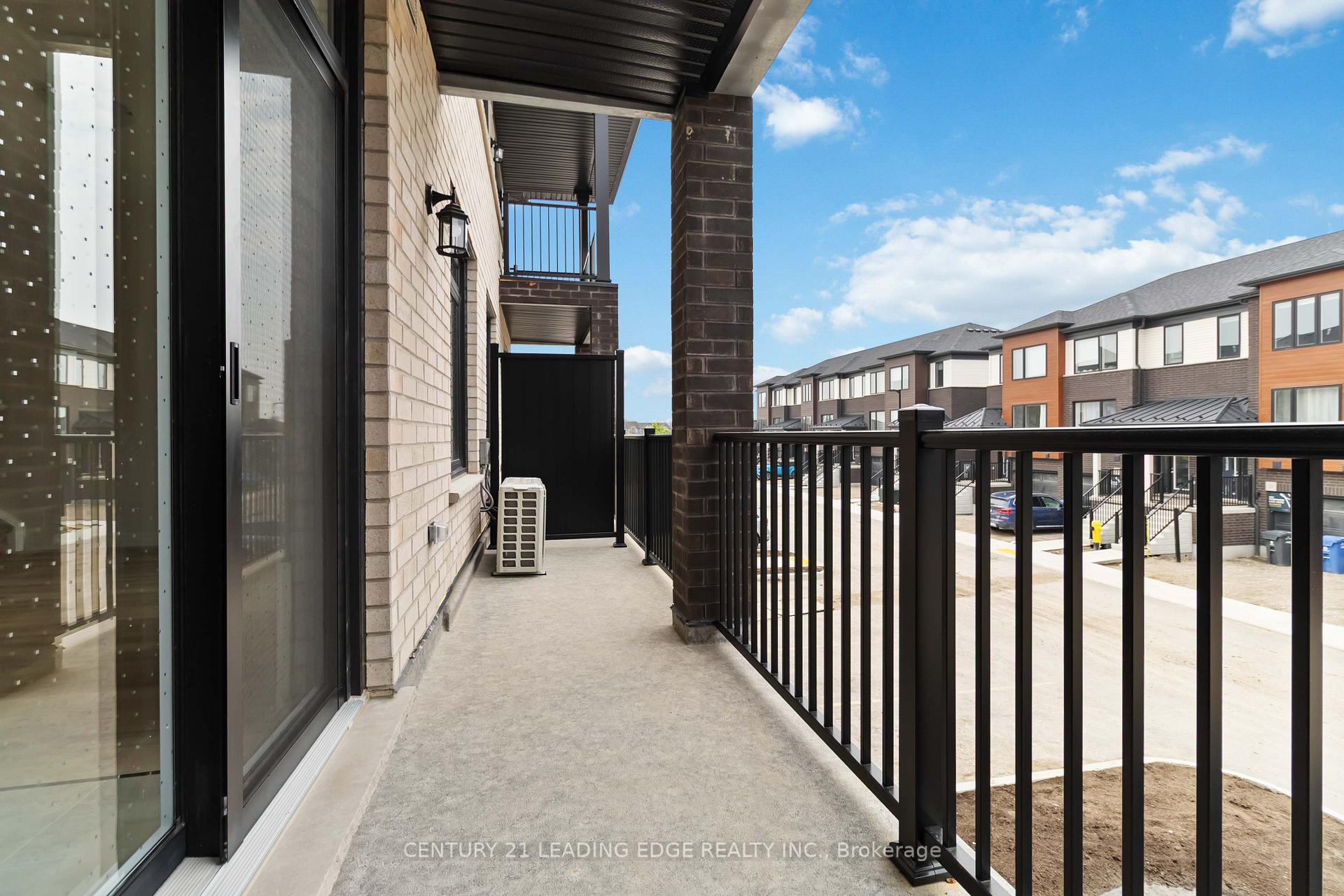 Photo 24 of 42 Arabella Drive, Guelph, Kortright East — HOMEH
