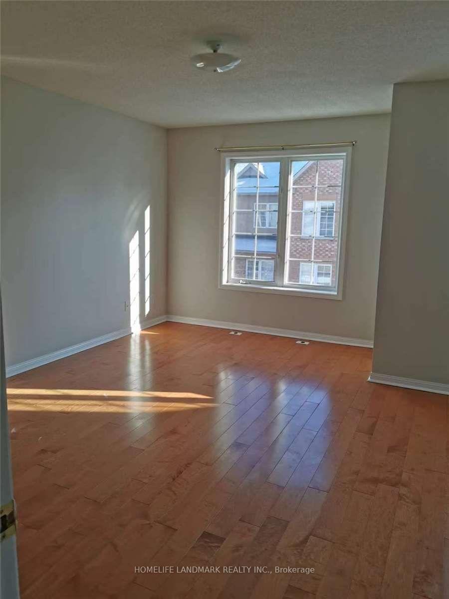 Photo 10 of Unit 11, 12 Cox Boulevard, Markham, Unionville — HOMEH