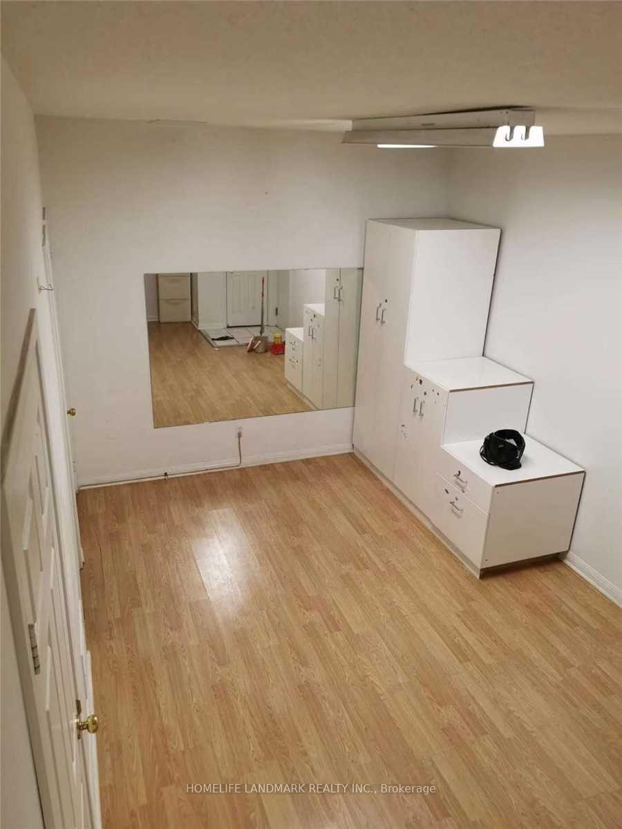 Photo 11 of Unit 11, 12 Cox Boulevard, Markham, Unionville — HOMEH