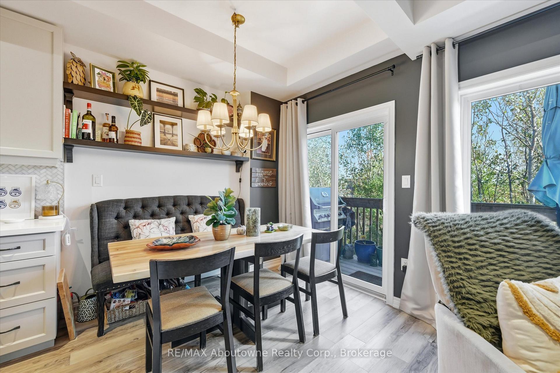Photo 8 of 3969 Crown Street, Lincoln, Beamsville — HOMEH