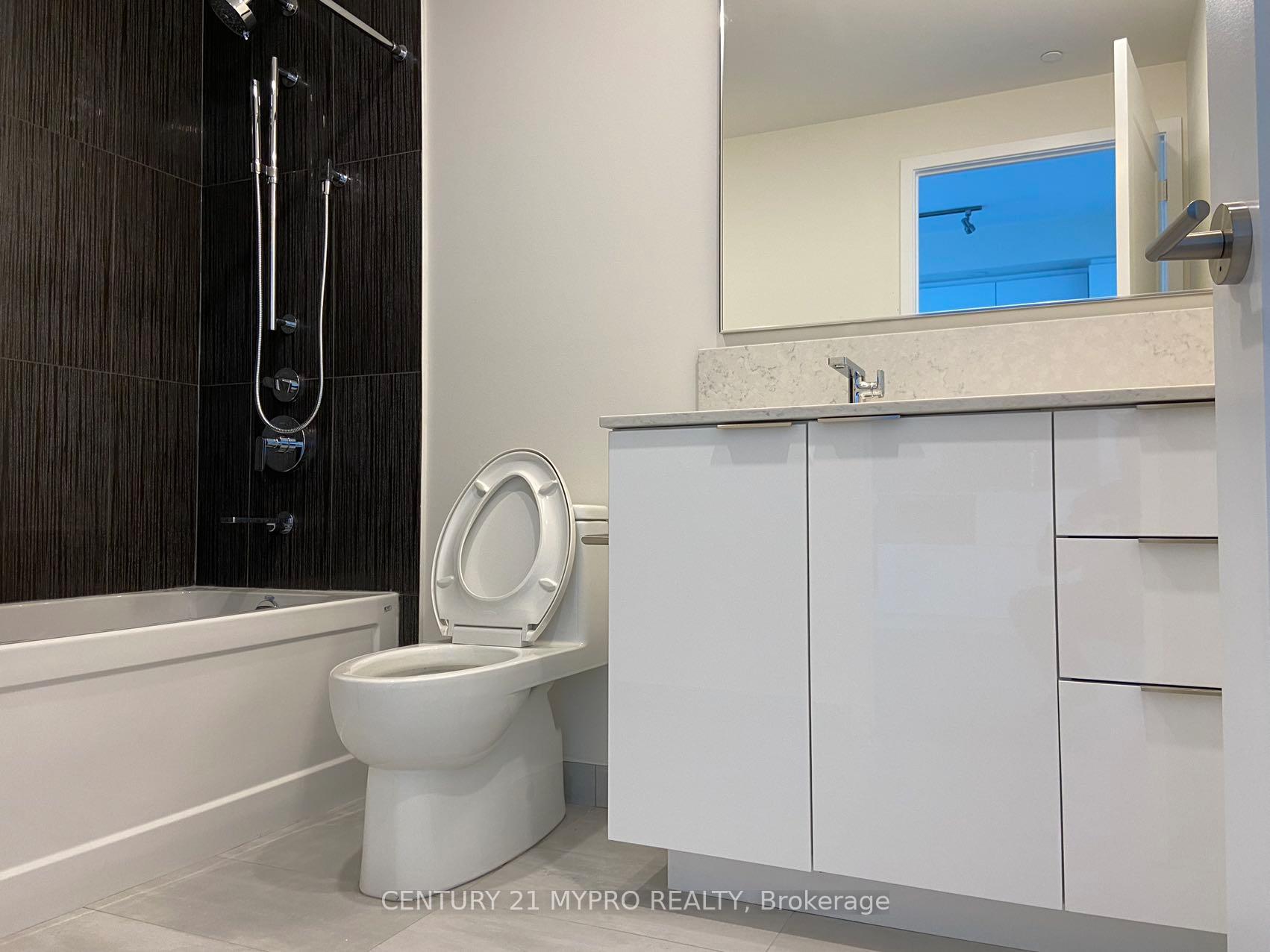 Photo 7 of Unit 3903, 28 Freeland Street, Toronto, Waterfront Communities — HOMEH