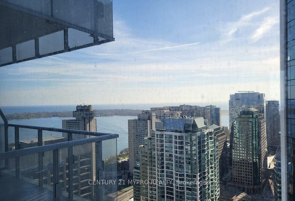 Photo 9 of Unit 3903, 28 Freeland Street, Toronto, Waterfront Communities — HOMEH