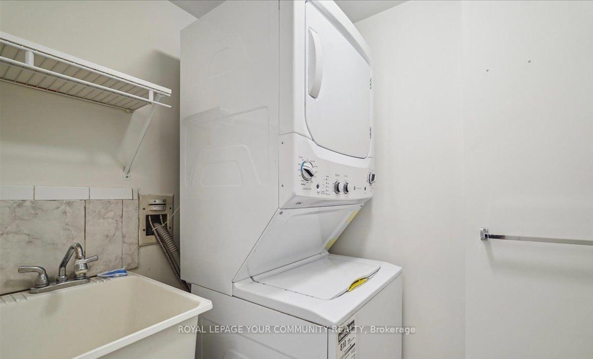 Photo 12 of Unit 114, 2506 Rutherford Road, Vaughan, Maple — HOMEH