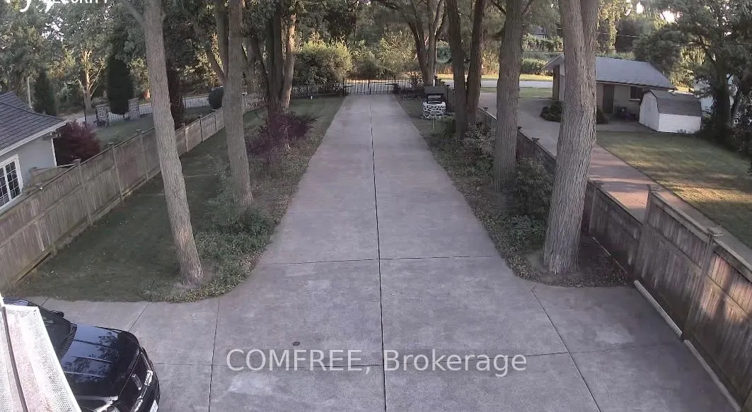 Photo 3 of 1768 Caille Avenue, Lakeshore — HOMEH