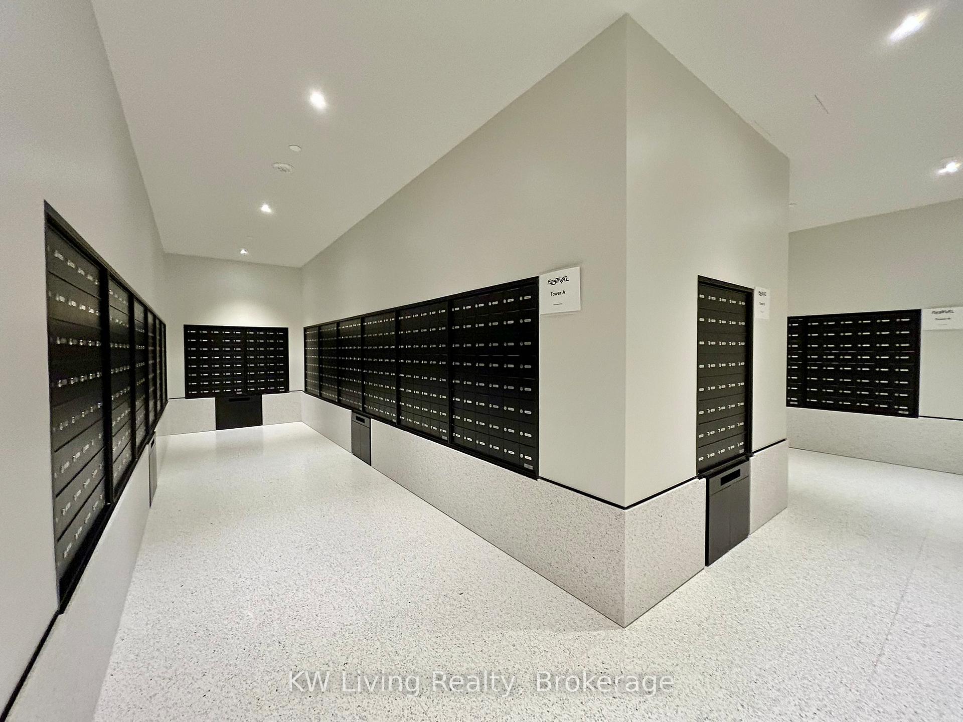 Photo 3 of Unit 2202, 195 Commerce Street, Vaughan, Vaughan Corporate Centre — HOMEH