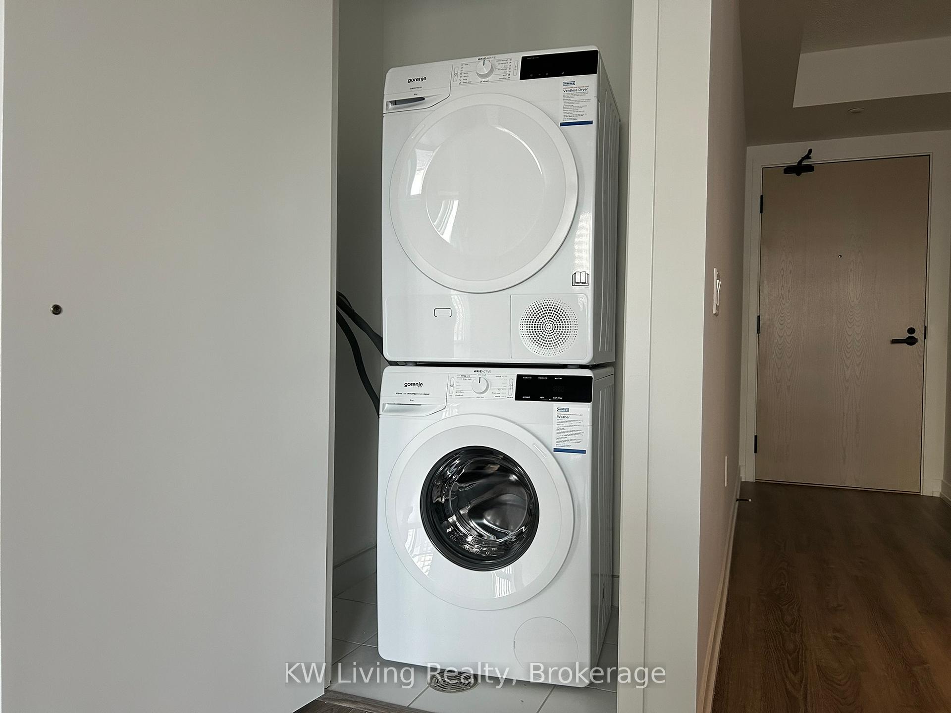 Photo 16 of Unit 2202, 195 Commerce Street, Vaughan, Vaughan Corporate Centre — HOMEH