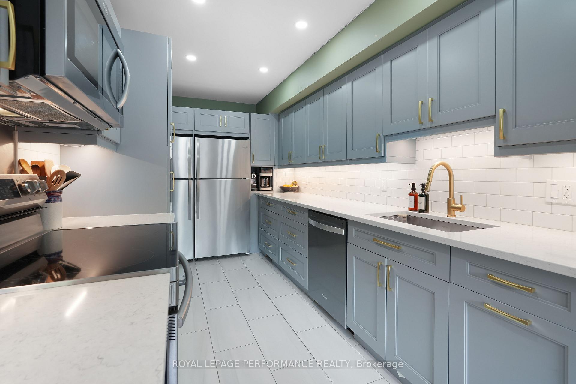 Photo 31 of Unit 24, 2415 Southvale Crescent, Ottawa, Sheffield Glen/Industrial Park — HOMEH